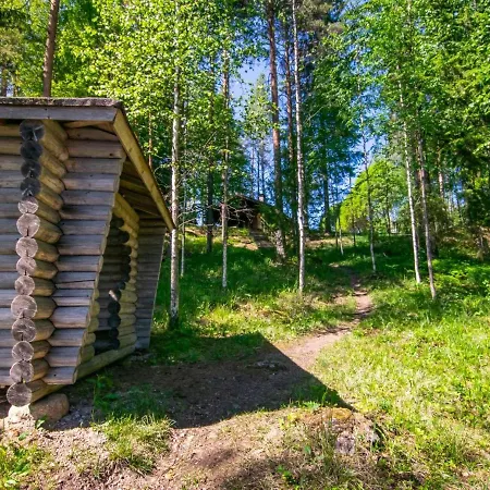 Holiday Oravanpesä *